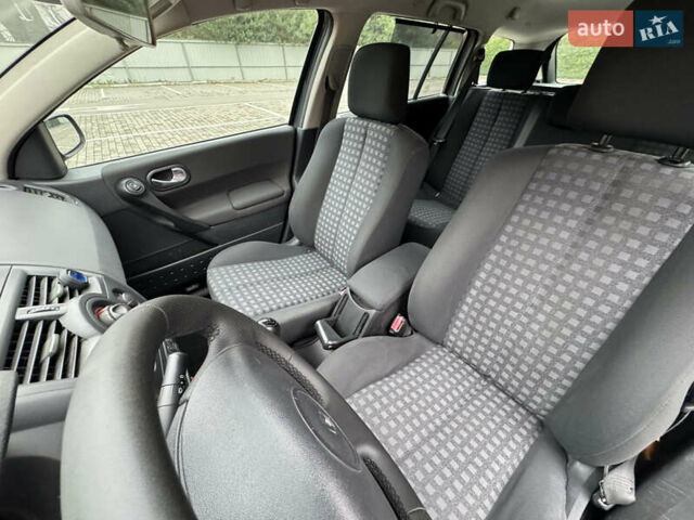 Серый Рено Меган, объемом двигателя 1.6 л и пробегом 193 тыс. км за 5000 $, фото 10 на Automoto.ua