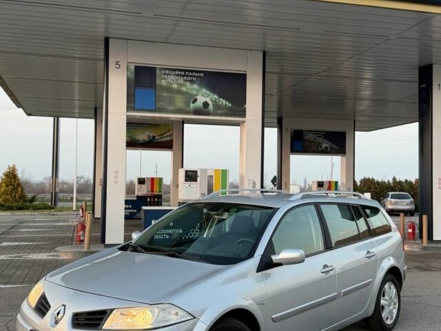 Серый Рено Меган, объемом двигателя 0 л и пробегом 169 тыс. км за 6500 $, фото 3 на Automoto.ua