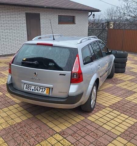 Сірий Рено Меган, об'ємом двигуна 1.6 л та пробігом 74 тис. км за 6800 $, фото 6 на Automoto.ua