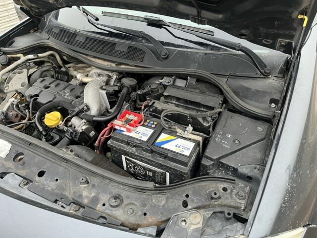 Сірий Рено Меган, об'ємом двигуна 1.9 л та пробігом 330 тис. км за 5500 $, фото 8 на Automoto.ua