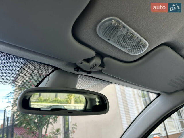 Рено Меган 2007 в Виннице на Automoto.ua Серый Рено Меган, объемом двигателя 1.6 л и пробегом 178 тыс. км за 5850 $, фото 55 на Automoto.ua