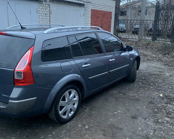 Серый Рено Меган, объемом двигателя 1.6 л и пробегом 230 тыс. км за 6000 $, фото 5 на Automoto.ua