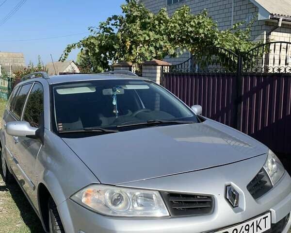 Сірий Рено Меган, об'ємом двигуна 1.6 л та пробігом 215 тис. км за 4999 $, фото 11 на Automoto.ua