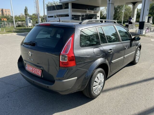 Серый Рено Меган, объемом двигателя 1.6 л и пробегом 220 тыс. км за 5550 $, фото 2 на Automoto.ua