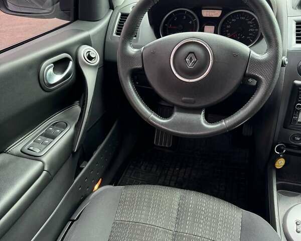 Сірий Рено Меган, об'ємом двигуна 1.87 л та пробігом 229 тис. км за 5800 $, фото 11 на Automoto.ua