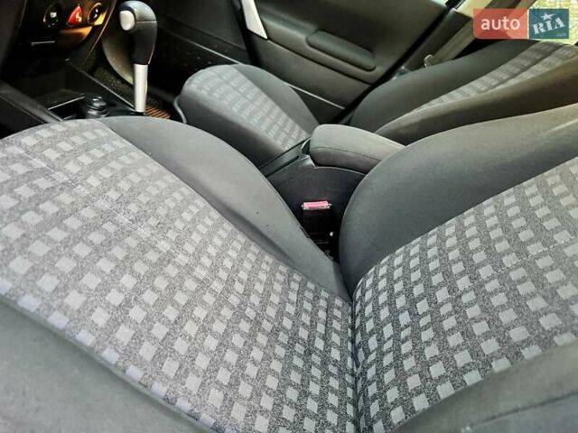Серый Рено Меган, объемом двигателя 1.6 л и пробегом 190 тыс. км за 5650 $, фото 30 на Automoto.ua