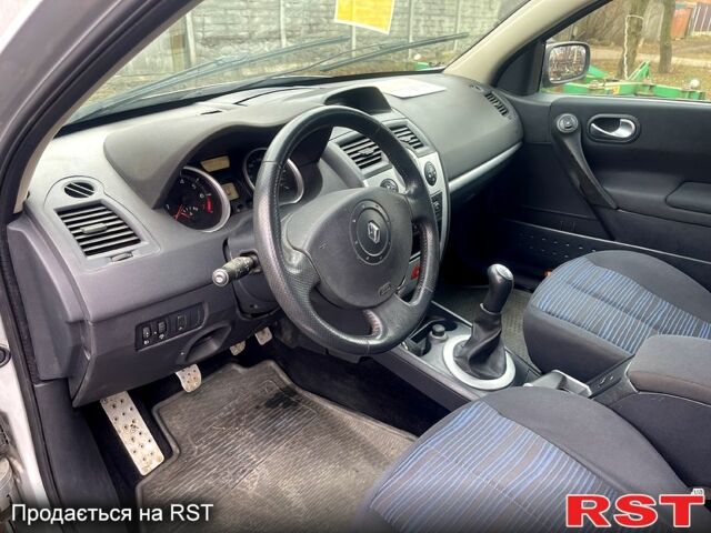 Серый Рено Меган, объемом двигателя 16 л и пробегом 0 тыс. км за 5800 $, фото 5 на Automoto.ua