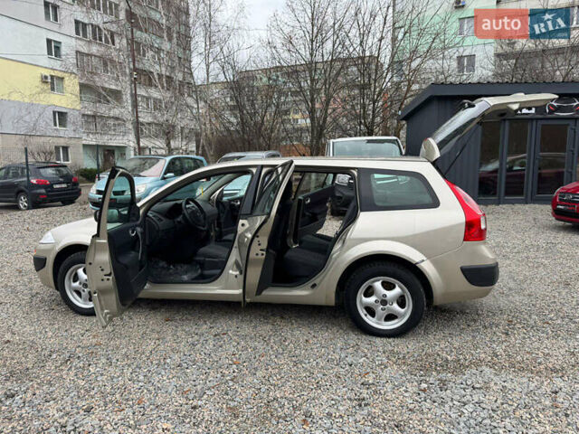 Серый Рено Меган, объемом двигателя 1.6 л и пробегом 236 тыс. км за 5200 $, фото 36 на Automoto.ua