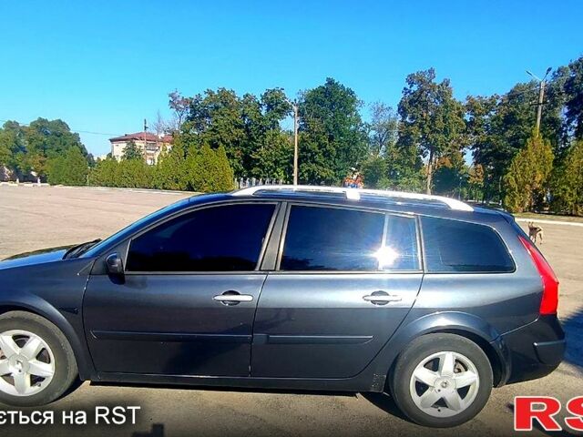 Серый Рено Меган, объемом двигателя 2 л и пробегом 230 тыс. км за 5700 $, фото 4 на Automoto.ua