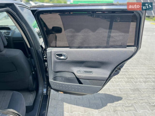 Серый Рено Меган, объемом двигателя 1.6 л и пробегом 217 тыс. км за 4750 $, фото 27 на Automoto.ua