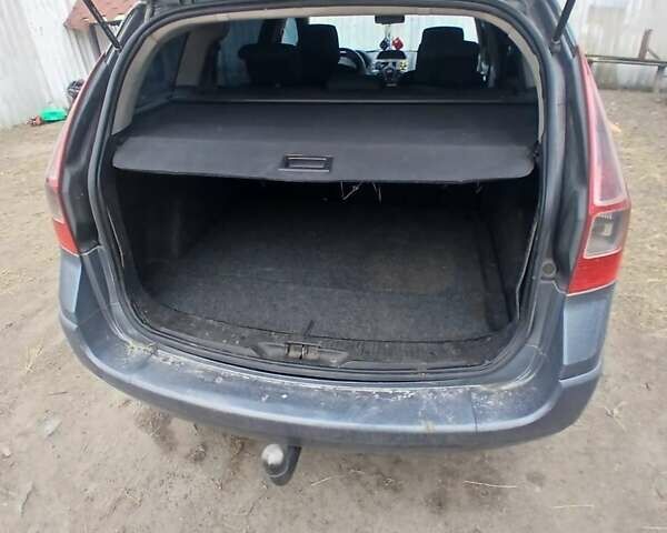 Сірий Рено Меган, об'ємом двигуна 1.46 л та пробігом 285 тис. км за 5200 $, фото 3 на Automoto.ua