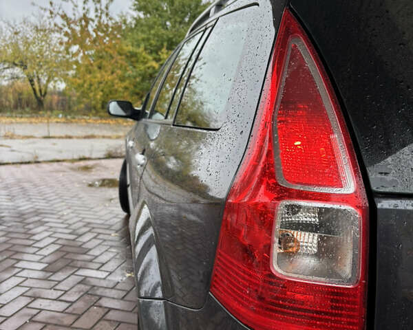 Серый Рено Меган, объемом двигателя 1.6 л и пробегом 210 тыс. км за 6150 $, фото 4 на Automoto.ua