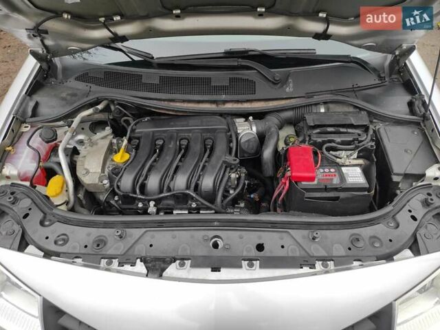 Серый Рено Меган, объемом двигателя 1.6 л и пробегом 199 тыс. км за 5490 $, фото 18 на Automoto.ua