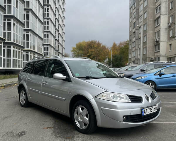 Сірий Рено Меган, об'ємом двигуна 1.9 л та пробігом 230 тис. км за 5200 $, фото 1 на Automoto.ua