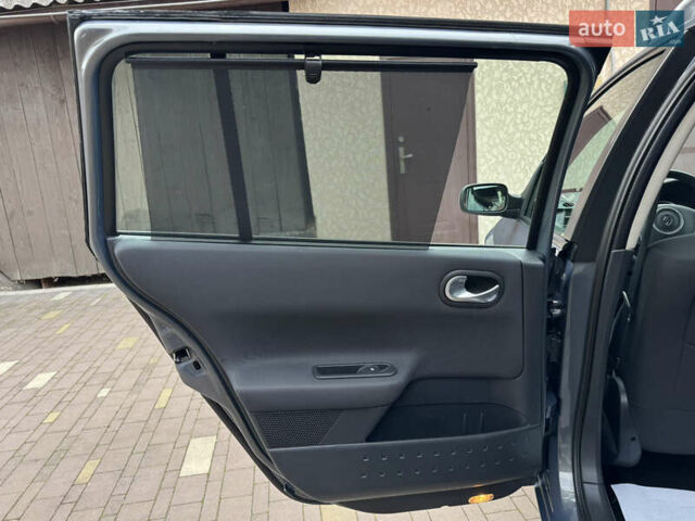 Сірий Рено Меган, об'ємом двигуна 1.6 л та пробігом 106 тис. км за 5999 $, фото 66 на Automoto.ua