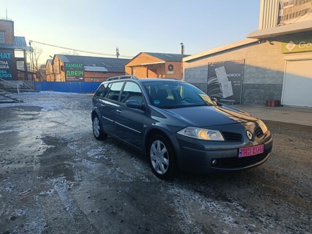 Серый Рено Меган, объемом двигателя 2 л и пробегом 195 тыс. км за 6100 $, фото 2 на Automoto.ua