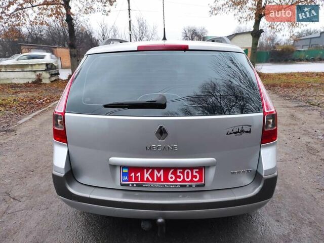 Серый Рено Меган, объемом двигателя 1.6 л и пробегом 199 тыс. км за 5490 $, фото 5 на Automoto.ua