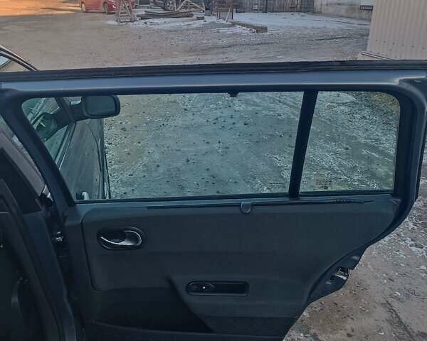 Серый Рено Меган, объемом двигателя 2 л и пробегом 191 тыс. км за 5750 $, фото 21 на Automoto.ua