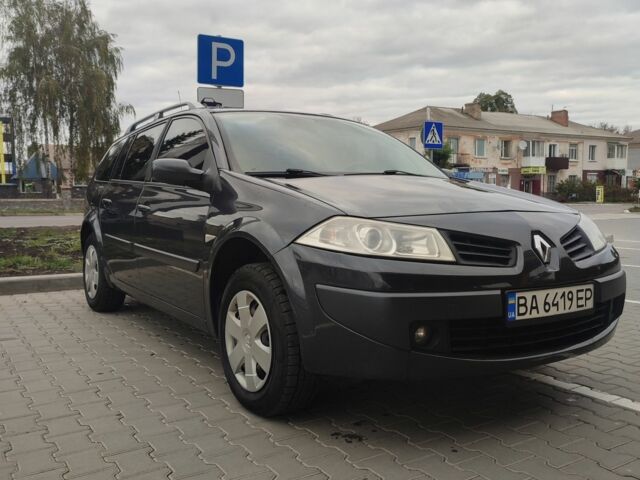 Рено Меган 2007 в Кропивницком (Кировограде) на Automoto.ua Серый Рено Меган, объемом двигателя 1.6 л и пробегом 245 тыс. км за 5500 $, фото 1 на Automoto.ua
