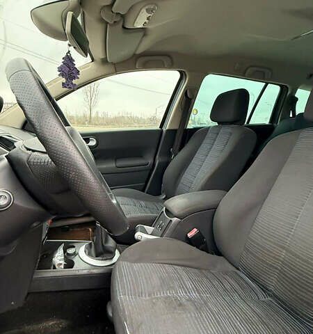 Серый Рено Меган, объемом двигателя 1.9 л и пробегом 342 тыс. км за 2100 $, фото 7 на Automoto.ua