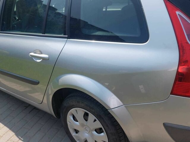 Серый Рено Меган, объемом двигателя 1.6 л и пробегом 270 тыс. км за 3800 $, фото 7 на Automoto.ua