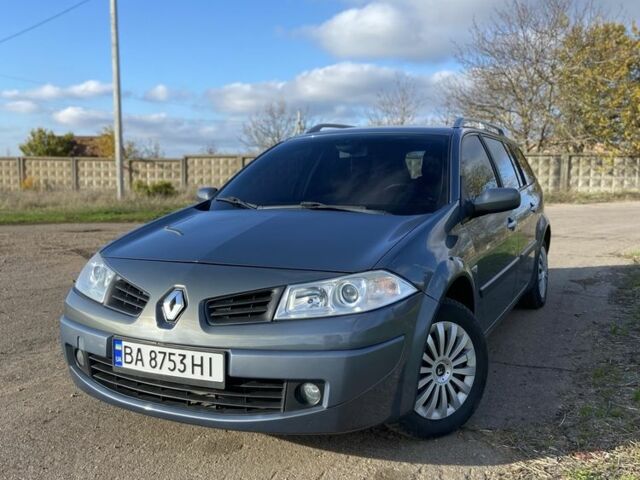 Сірий Рено Меган, об'ємом двигуна 2 л та пробігом 242 тис. км за 5500 $, фото 1 на Automoto.ua