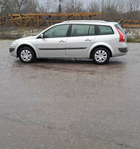 Серый Рено Меган, объемом двигателя 1.5 л и пробегом 198 тыс. км за 5400 $, фото 2 на Automoto.ua