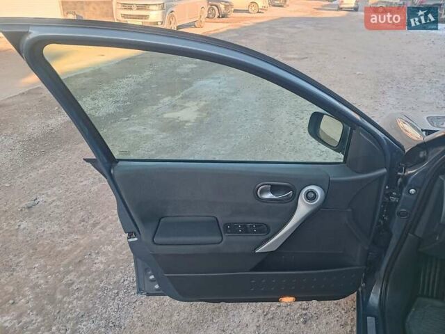 Серый Рено Меган, объемом двигателя 2 л и пробегом 191 тыс. км за 5750 $, фото 18 на Automoto.ua