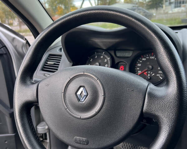 Рено Меган 2007 в Житомире на Automoto.ua Серый Рено Меган, объемом двигателя 1.6 л и пробегом 218 тыс. км за 4900 $, фото 20 на Automoto.ua