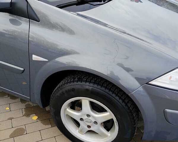 Рено Меган 2007 в Сумах на Automoto.ua Серый Рено Меган, объемом двигателя 1.6 л и пробегом 208 тыс. км за 5400 $, фото 13 на Automoto.ua