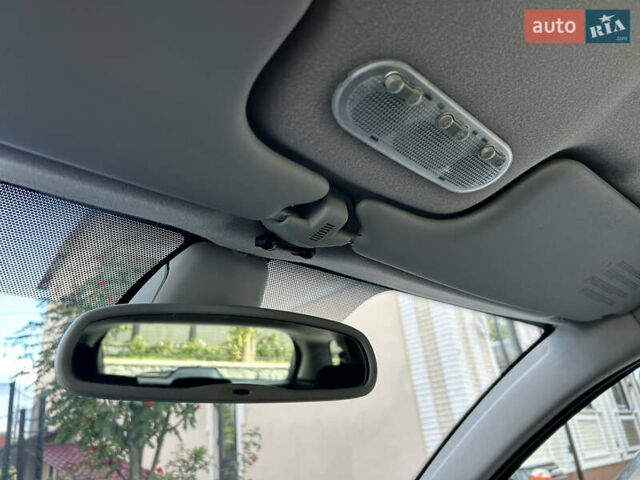 Рено Меган 2007 в Виннице на Automoto.ua Серый Рено Меган, объемом двигателя 1.6 л и пробегом 178 тыс. км за 5850 $, фото 56 на Automoto.ua