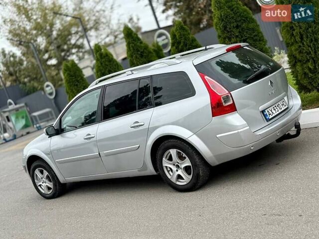 Серый Рено Меган, объемом двигателя 1.6 л и пробегом 215 тыс. км за 5500 $, фото 10 на Automoto.ua