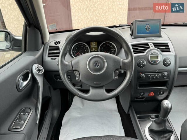 Сірий Рено Меган, об'ємом двигуна 1.6 л та пробігом 106 тис. км за 5999 $, фото 51 на Automoto.ua