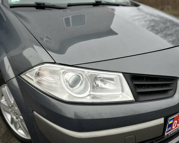 Серый Рено Меган, объемом двигателя 1.6 л и пробегом 174 тыс. км за 5550 $, фото 34 на Automoto.ua