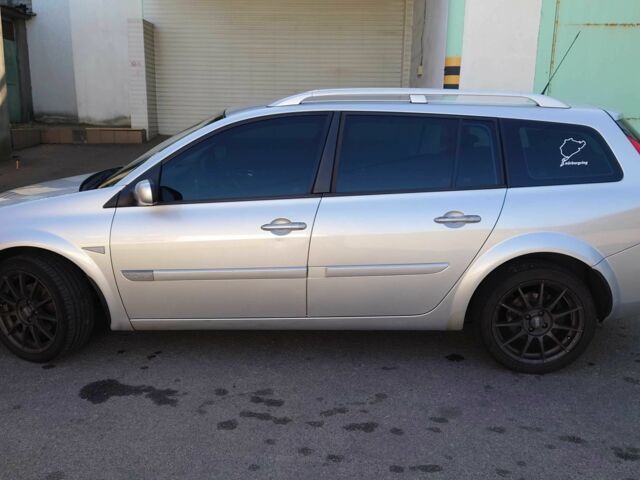 Серый Рено Меган, объемом двигателя 2 л и пробегом 202 тыс. км за 5500 $, фото 6 на Automoto.ua