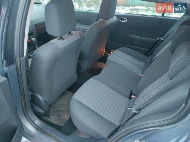 Сірий Рено Меган, об'ємом двигуна 1.6 л та пробігом 197 тис. км за 5700 $, фото 4 на Automoto.ua