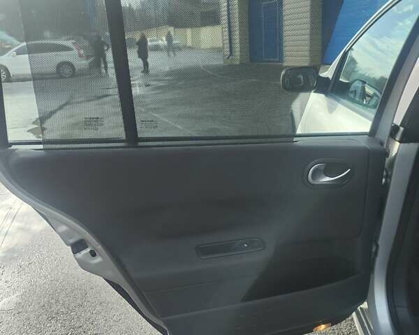 Сірий Рено Меган, об'ємом двигуна 1.6 л та пробігом 226 тис. км за 5100 $, фото 14 на Automoto.ua