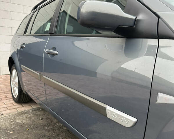 Серый Рено Меган, объемом двигателя 1.6 л и пробегом 174 тыс. км за 5550 $, фото 38 на Automoto.ua