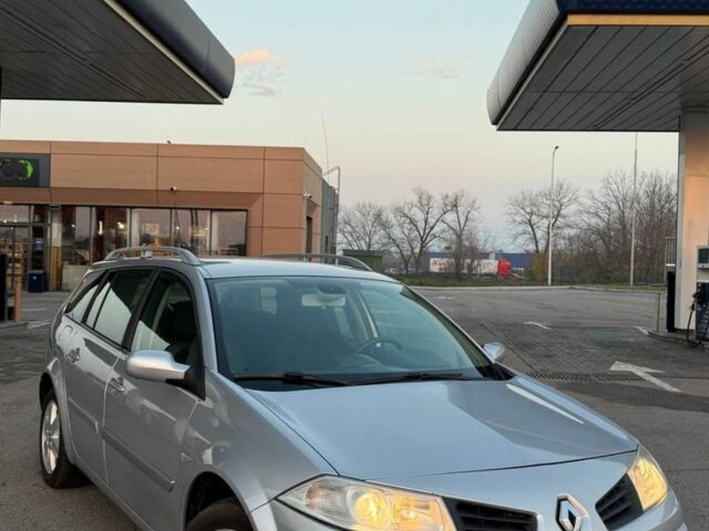 Серый Рено Меган, объемом двигателя 0 л и пробегом 169 тыс. км за 6500 $, фото 1 на Automoto.ua