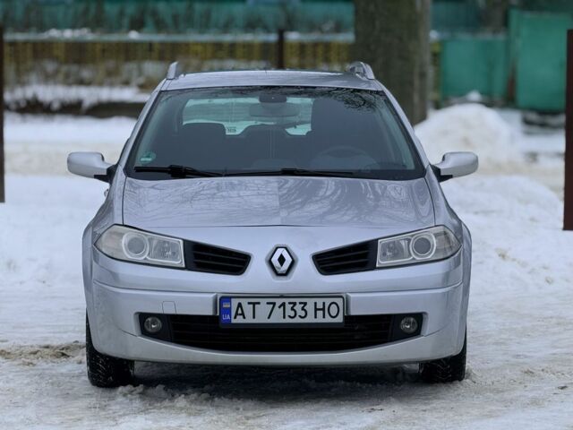 Сірий Рено Меган, об'ємом двигуна 1.9 л та пробігом 231 тис. км за 4600 $, фото 3 на Automoto.ua