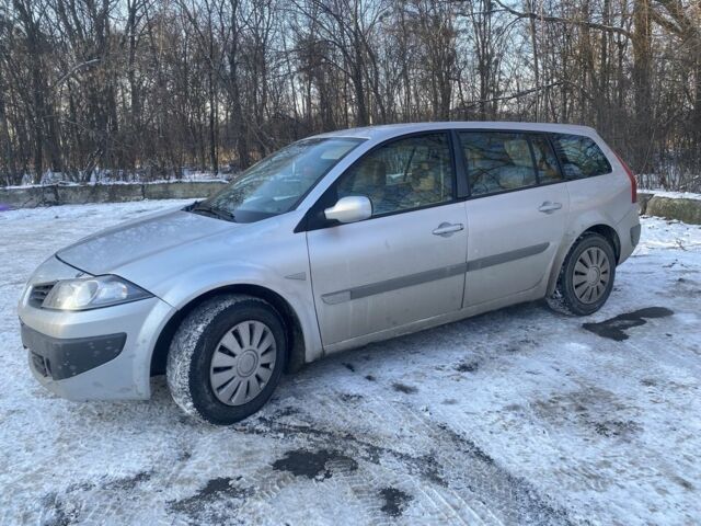 Сірий Рено Меган, об'ємом двигуна 1.6 л та пробігом 220 тис. км за 3999 $, фото 3 на Automoto.ua