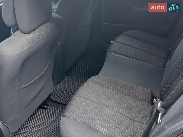 Сірий Рено Меган, об'ємом двигуна 1.6 л та пробігом 220 тис. км за 4950 $, фото 12 на Automoto.ua