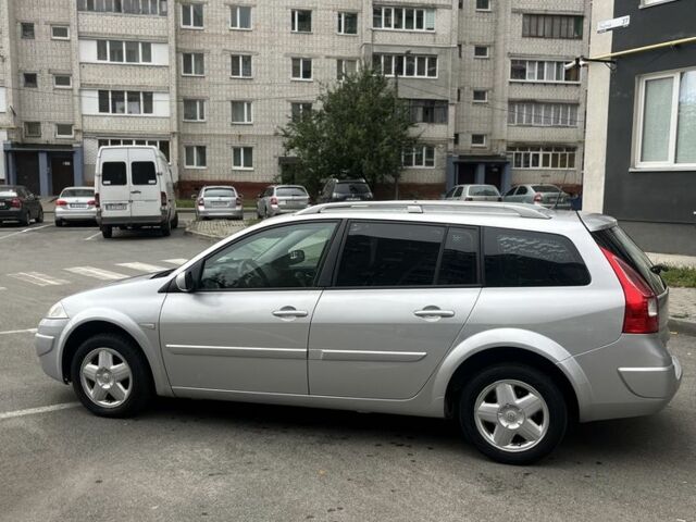 Серый Рено Меган, объемом двигателя 1.9 л и пробегом 230 тыс. км за 5200 $, фото 3 на Automoto.ua