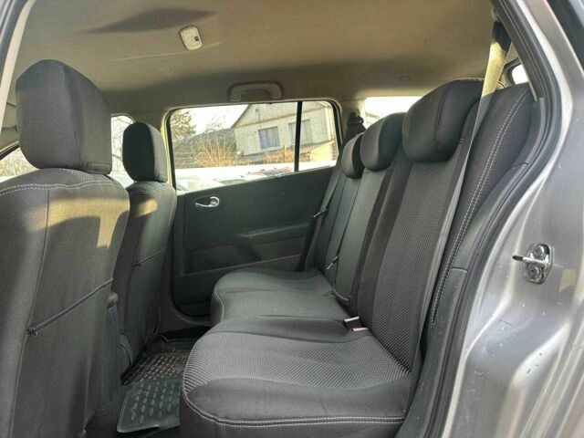 Серый Рено Меган, объемом двигателя 1.6 л и пробегом 303 тыс. км за 5500 $, фото 9 на Automoto.ua