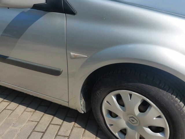 Серый Рено Меган, объемом двигателя 1.6 л и пробегом 270 тыс. км за 3800 $, фото 4 на Automoto.ua