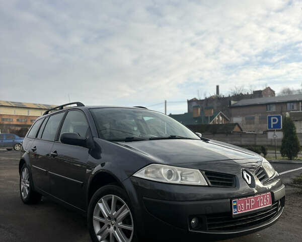 Серый Рено Меган, объемом двигателя 1.6 л и пробегом 215 тыс. км за 5400 $, фото 1 на Automoto.ua