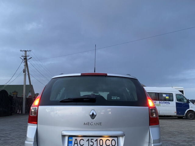 Сірий Рено Меган, об'ємом двигуна 1.5 л та пробігом 226 тис. км за 5000 $, фото 4 на Automoto.ua
