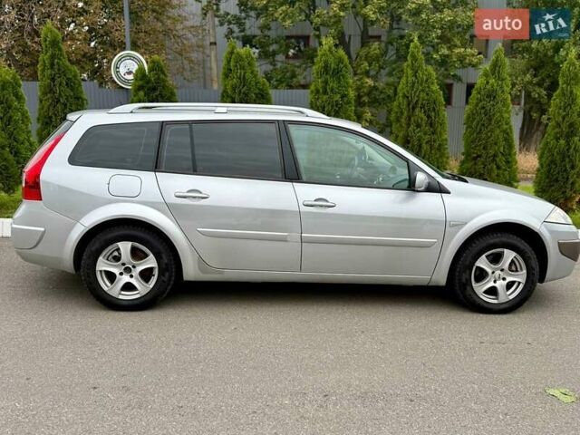 Серый Рено Меган, объемом двигателя 1.6 л и пробегом 215 тыс. км за 5500 $, фото 23 на Automoto.ua