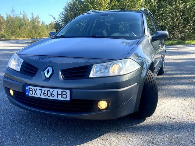 Серый Рено Меган, объемом двигателя 1.6 л и пробегом 282 тыс. км за 4200 $, фото 4 на Automoto.ua