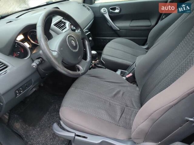 Сірий Рено Меган, об'ємом двигуна 1.9 л та пробігом 295 тис. км за 4800 $, фото 12 на Automoto.ua